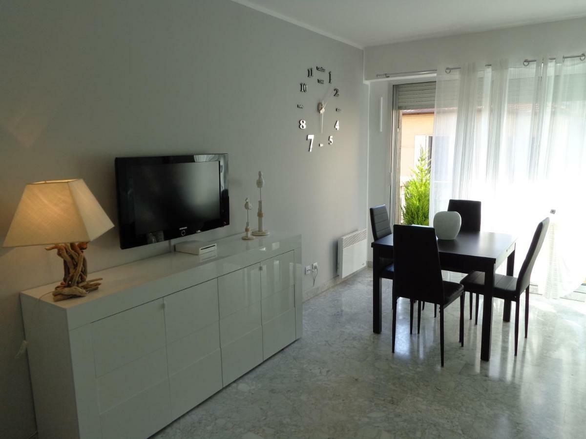 Residence Albert Premier Mentone Esterno foto
